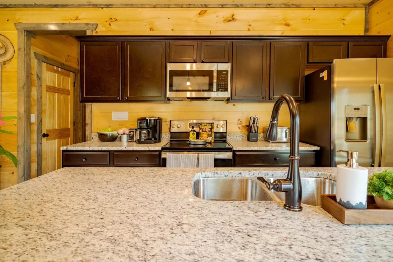 Barrstone Ranch Sevierville Exteriör bild